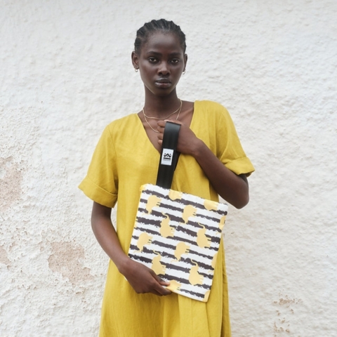 Square W – Elephant