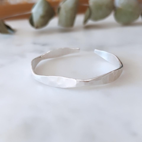 Βραχιόλι σφυρήλατο