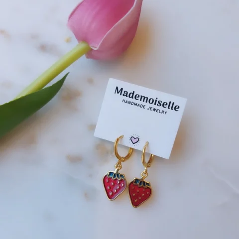 Σκουλαρίκια Strawberry
